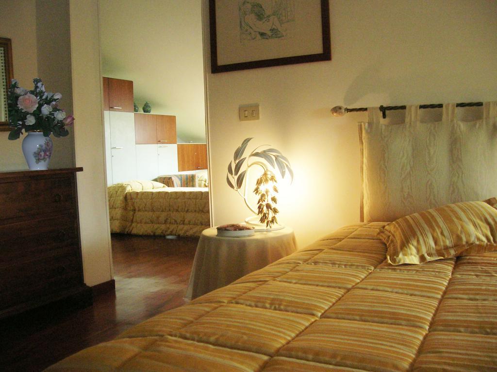 B&B Anna Moncalieri Oda fotoğraf