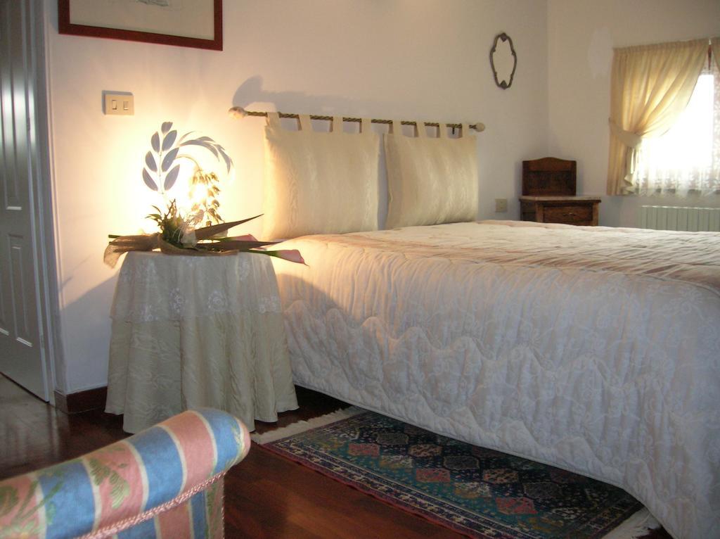B&B Anna Moncalieri Oda fotoğraf